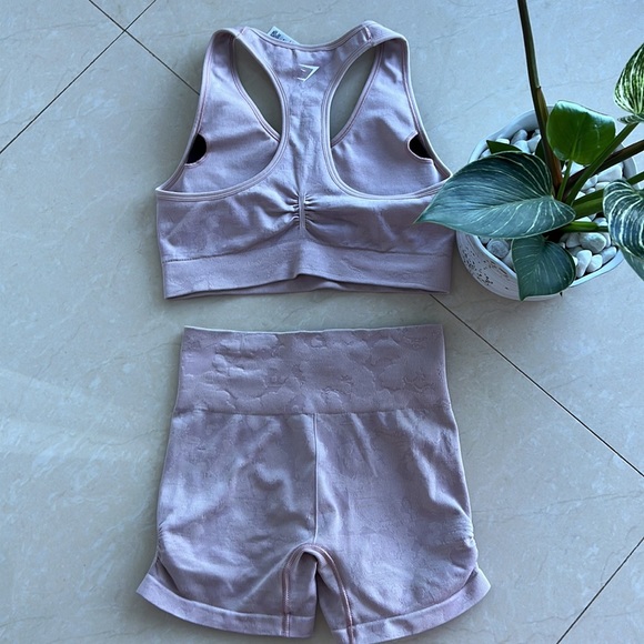 Like New Gymshark Adapt Seamless Blush Pink Camo Set - M Sports Bra / XS… - Picture 3 of 5